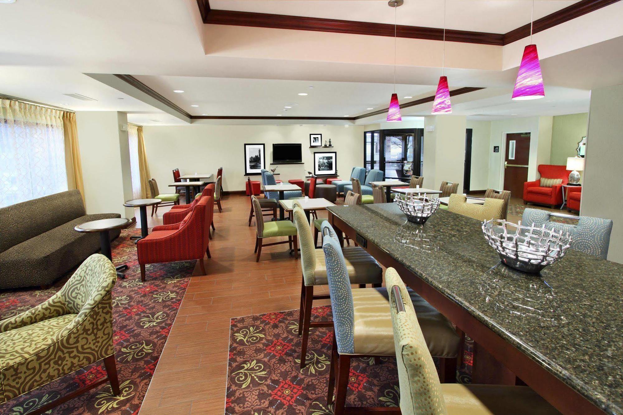 Hampton Inn Jasper Exterior photo
